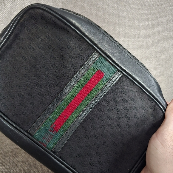 Gucci Black Leather Men's Bag - Picture 16 of 16